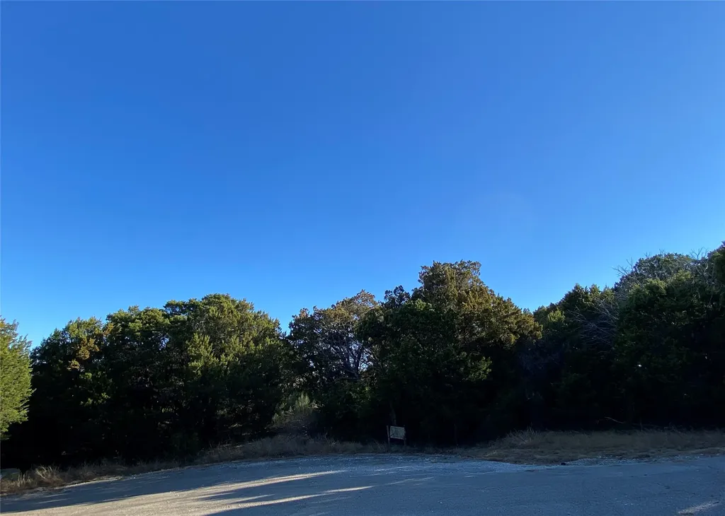 1270 Plateau Place Graford TX 76449