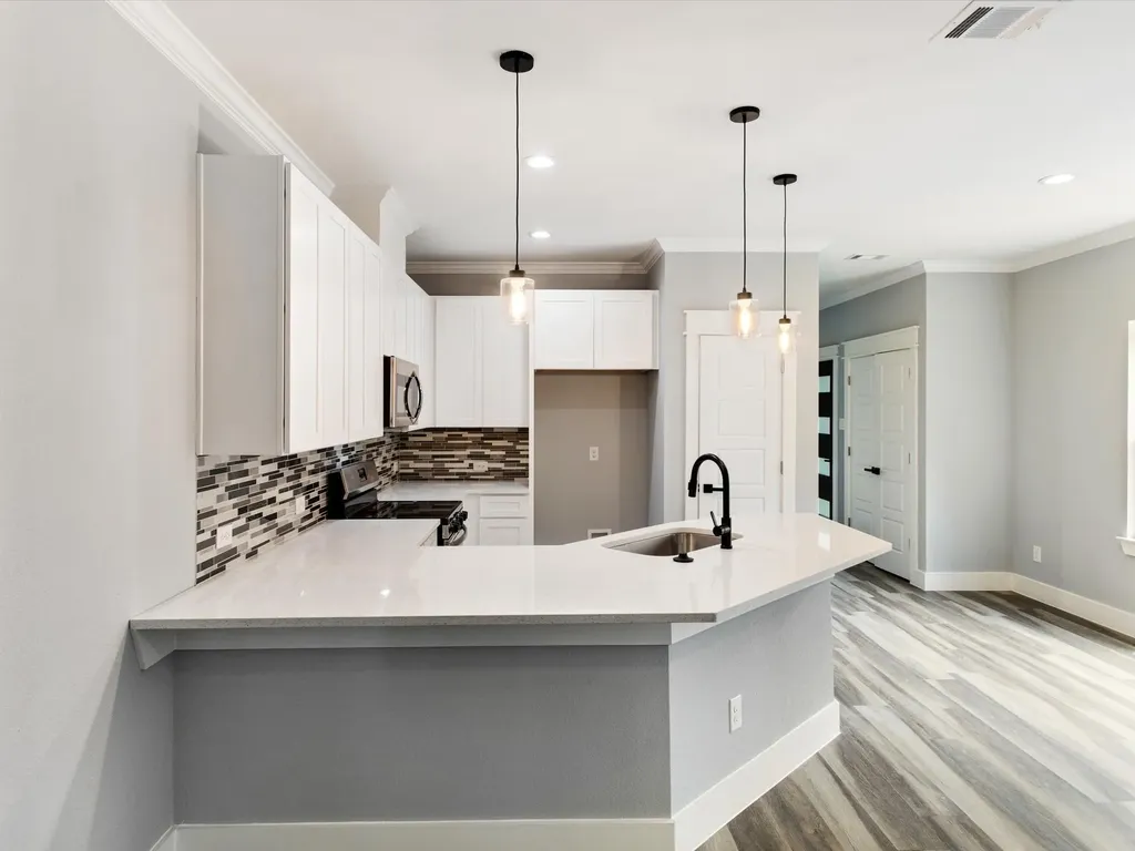 6221 Post Oak Terrace Fort Worth TX 76112