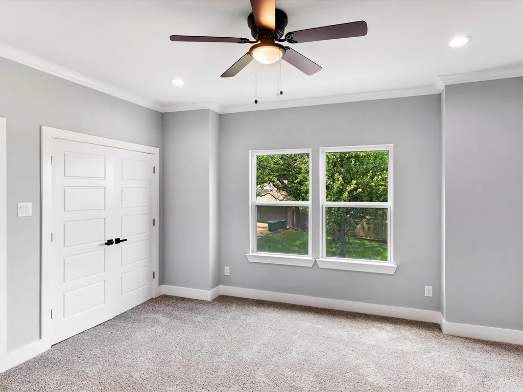 6221 Post Oak Terrace Fort Worth TX 76112