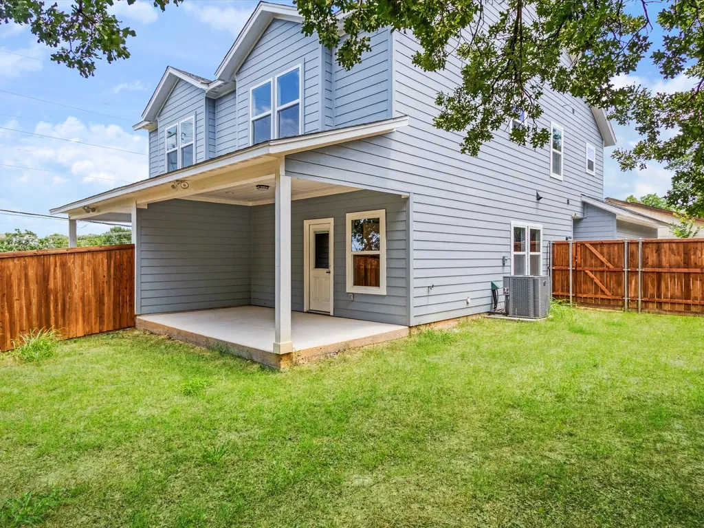 6221 Post Oak Terrace Fort Worth TX 76112
