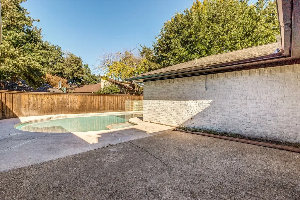 7241 Blythdale Drive Dallas TX 75248
