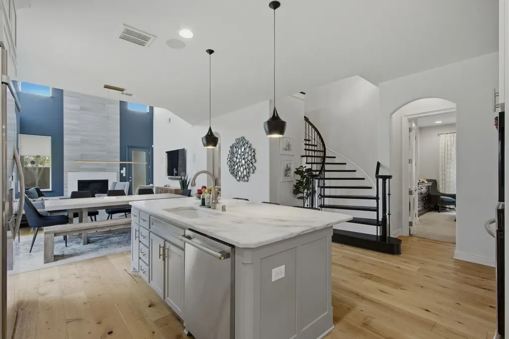 744 E Lake Drive Coppell TX 75019