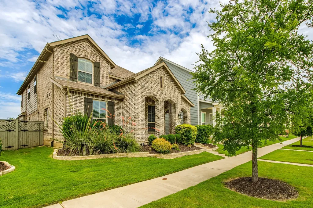 2412 Elm Place Northlake TX 76247