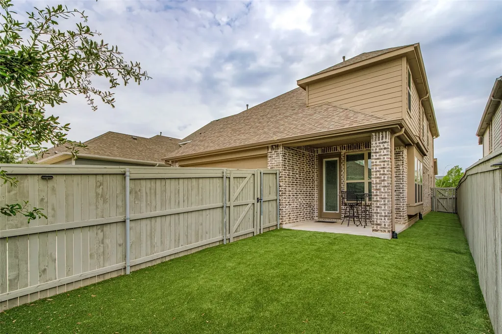 2412 Elm Place Northlake TX 76247