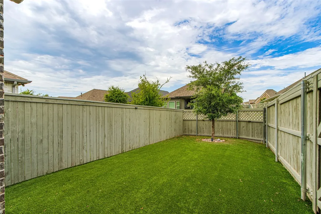2412 Elm Place Northlake TX 76247