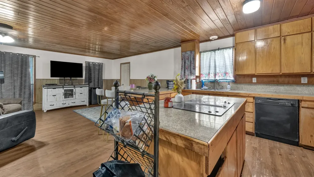 2334 N Bosley Road Santo TX 76472