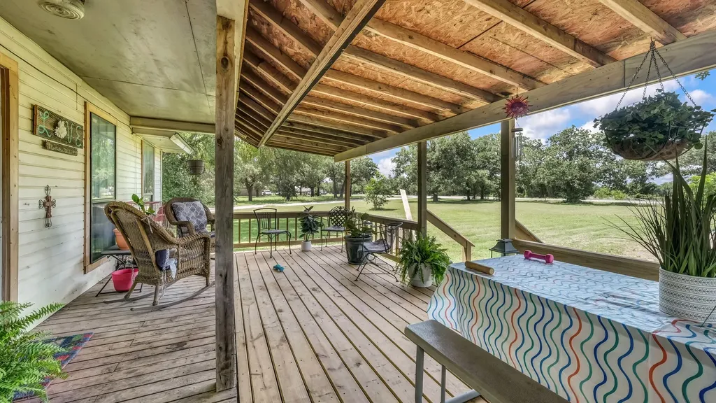 2334 N Bosley Road Santo TX 76472