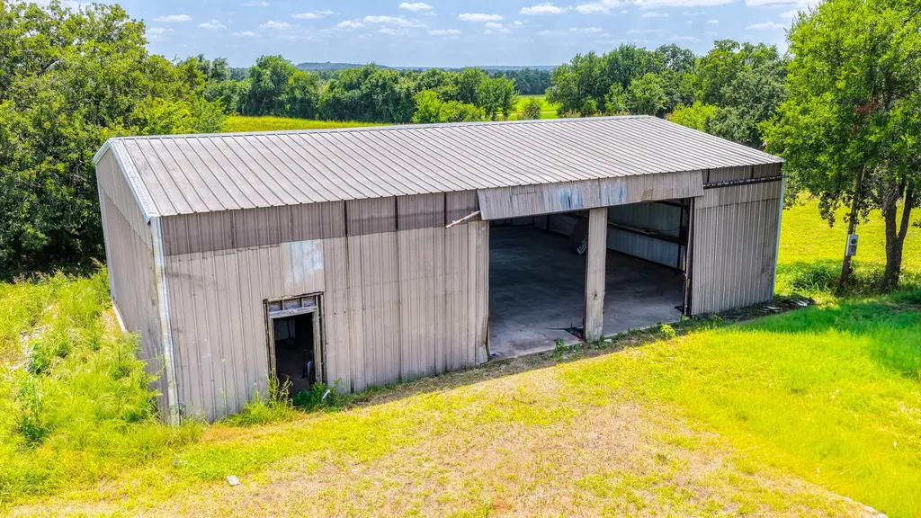 2334 N Bosley Road Santo TX 76472