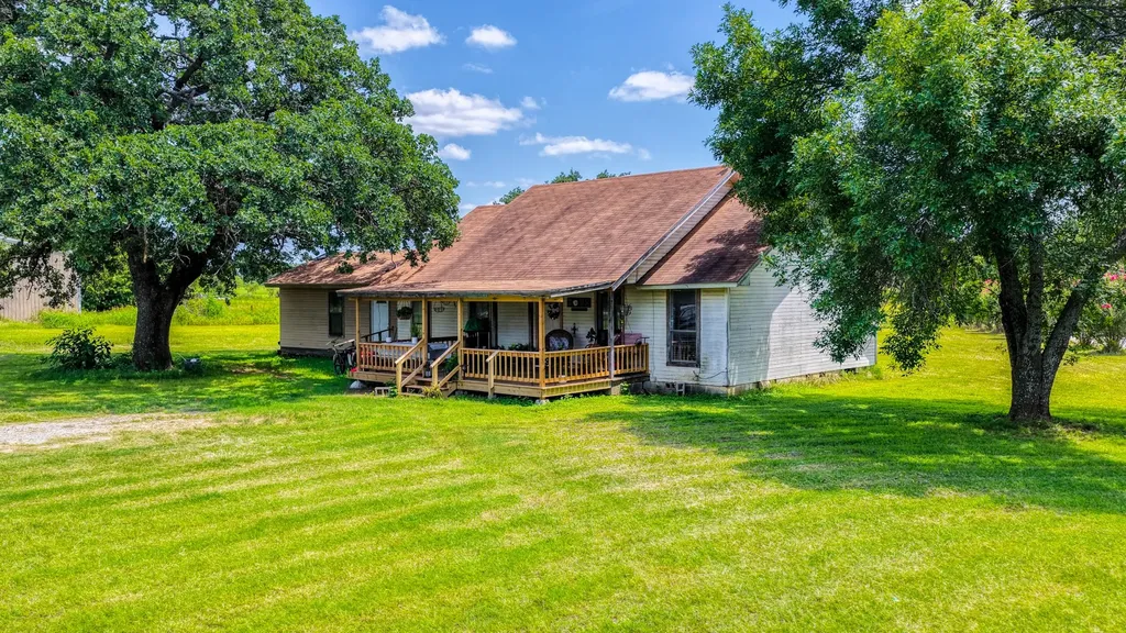 2334 N Bosley Road Santo TX 76472