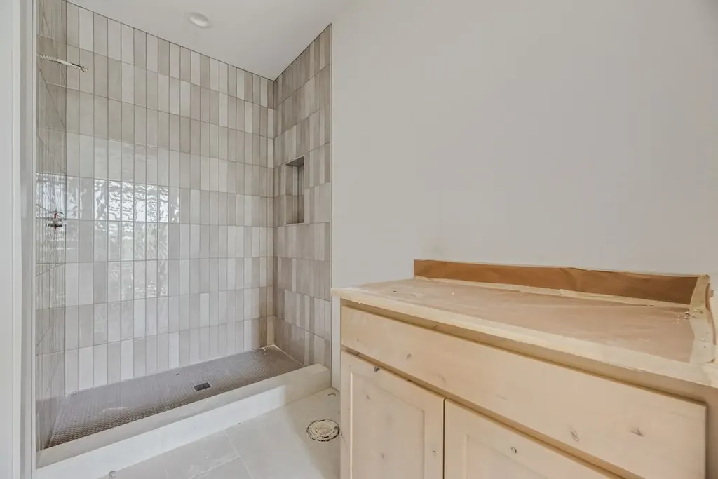 7 Horseshoe Drive Highland Village TX 75077