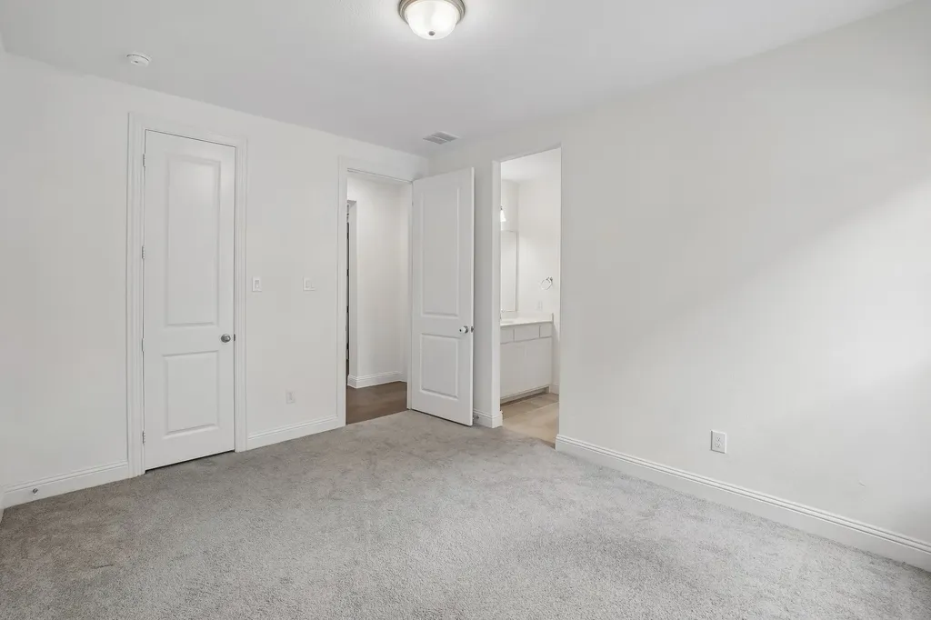 1816 Longspur Drive Argyle TX 76226