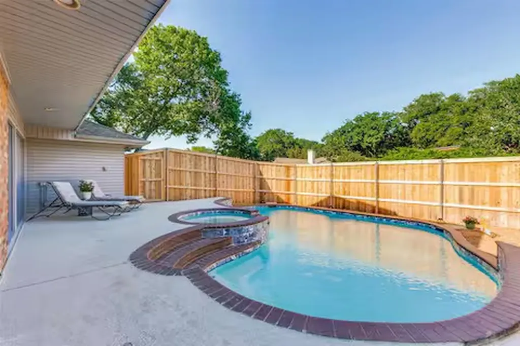 2202 Owens Boulevard Richardson TX 75082