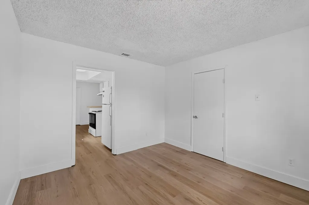 2709 Laramie Street Irving TX 75062