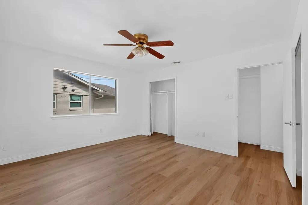 2709 Laramie Street Irving TX 75062