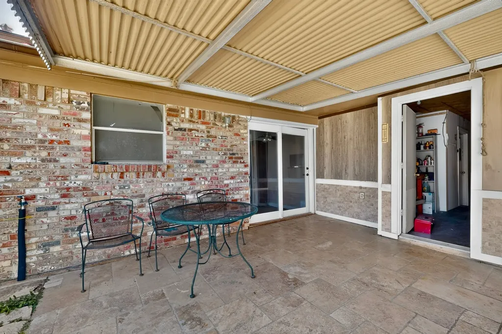 2709 Laramie Street Irving TX 75062
