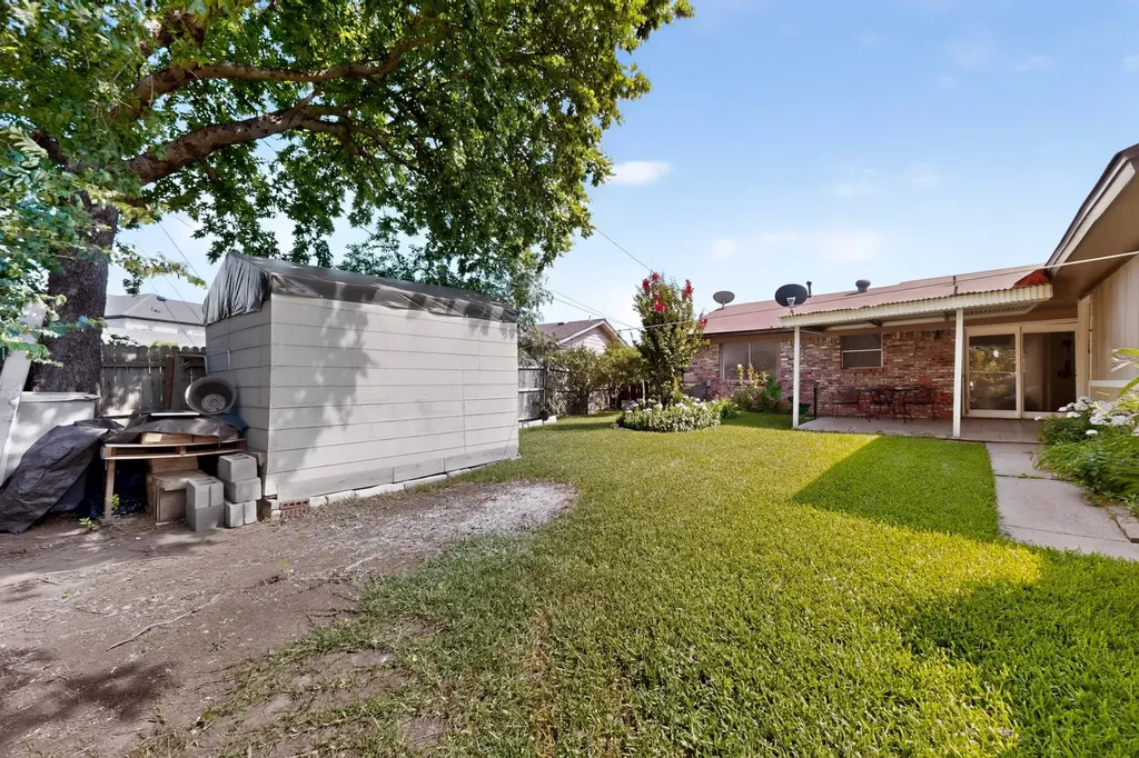 2709 Laramie Street Irving TX 75062