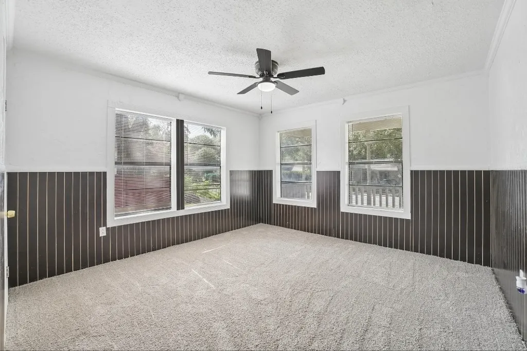 2725 Aster Street Dallas TX 75211