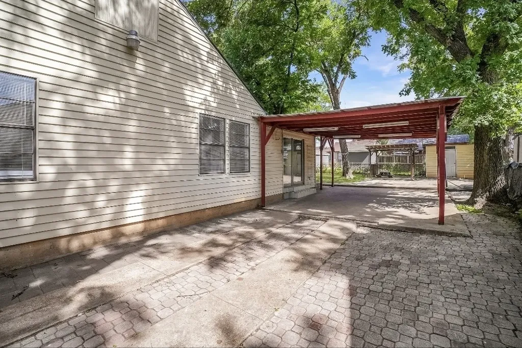 2725 Aster Street Dallas TX 75211