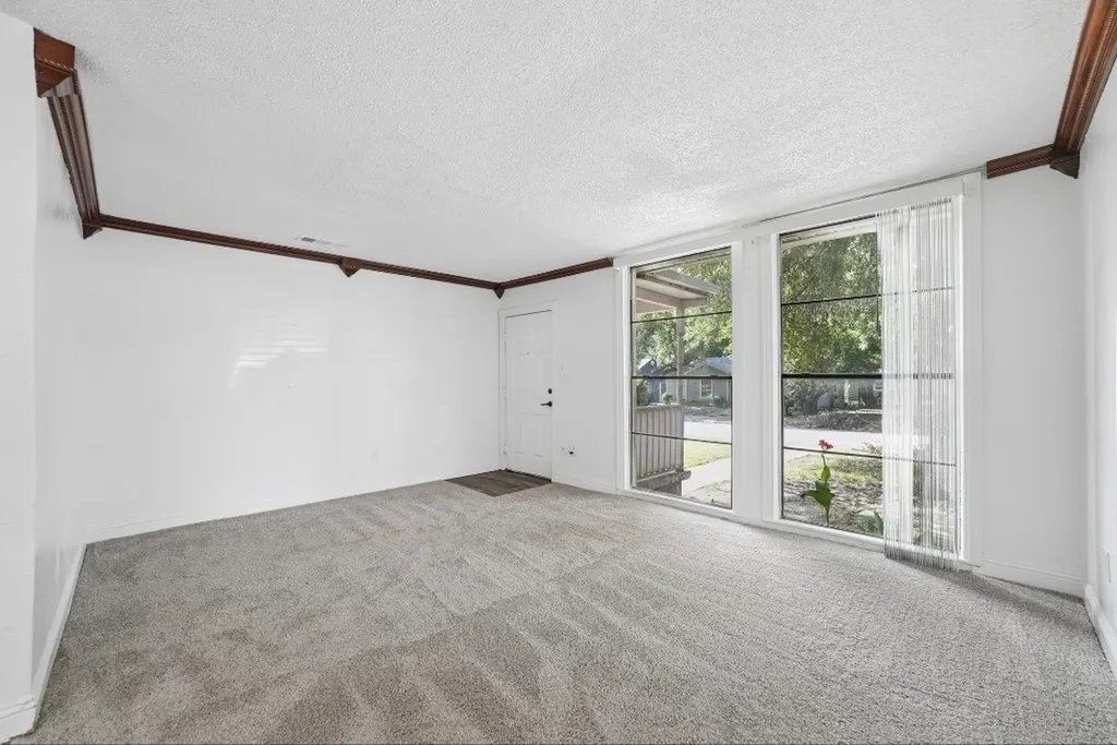 2725 Aster Street Dallas TX 75211