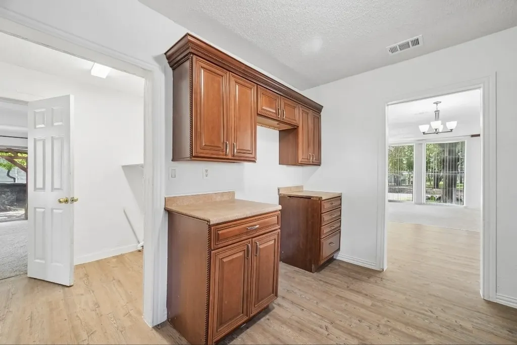 2725 Aster Street Dallas TX 75211