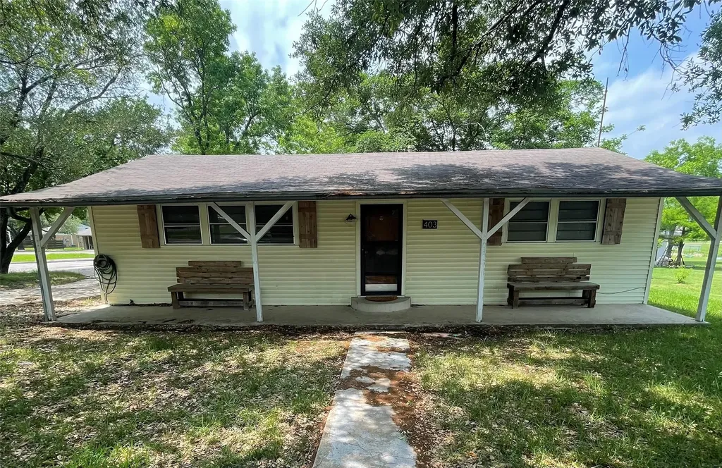 403 Live Oak Street Royse City TX 75189