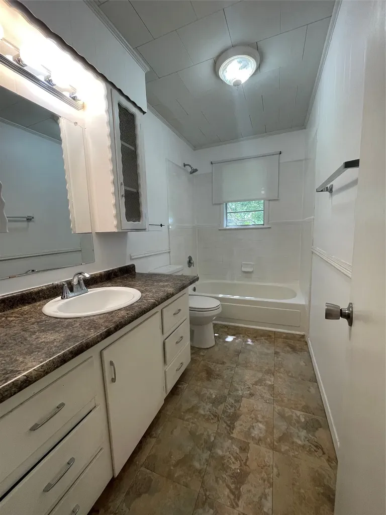 403 Live Oak Street Royse City TX 75189