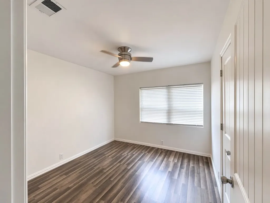 1414 N Binkley Avenue Sherman TX 75092