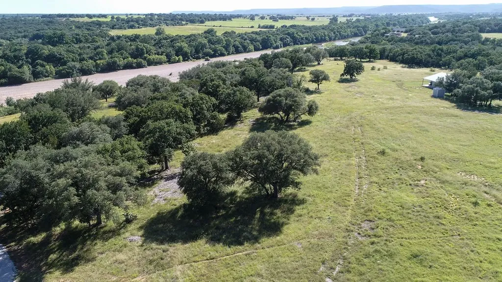 15 Waterwood Loop Mineral Wells TX 76067