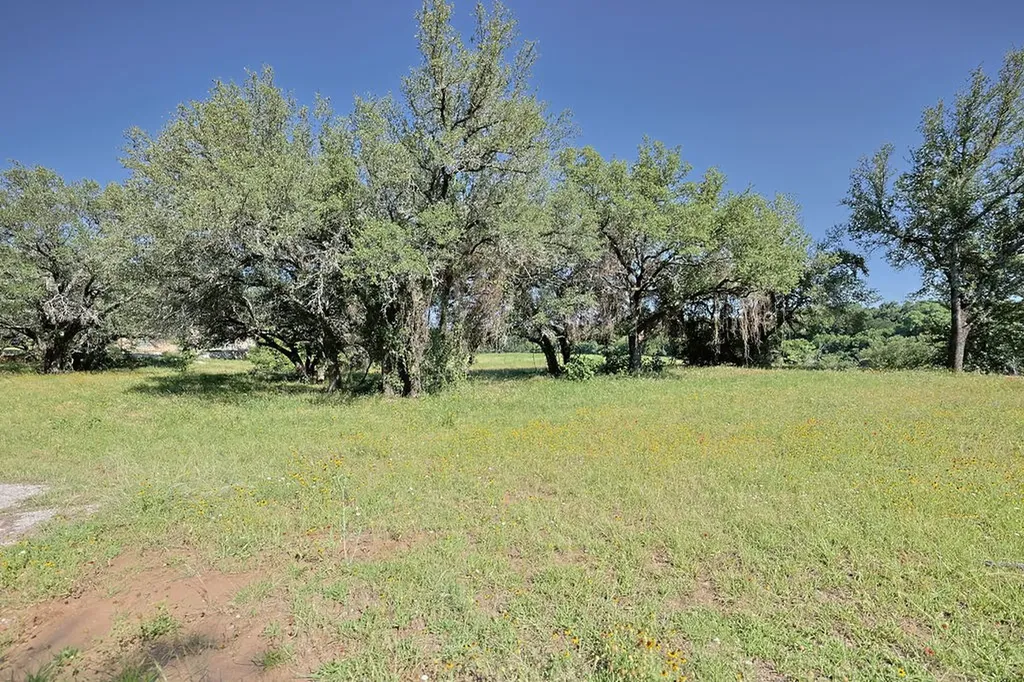 15 Waterwood Loop Mineral Wells TX 76067