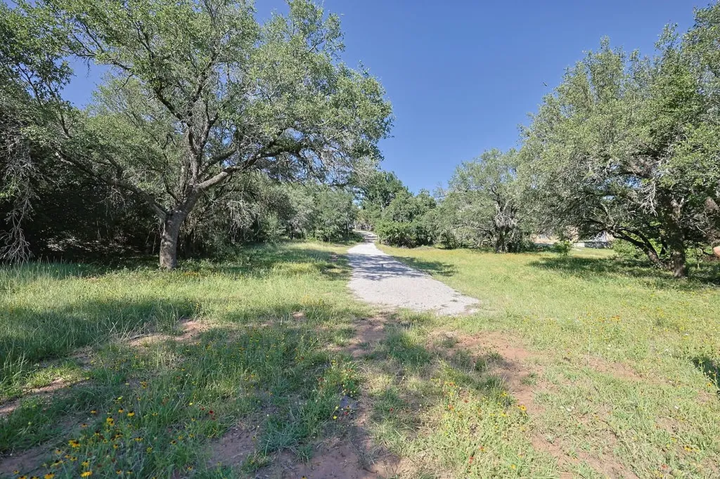 15 Waterwood Loop Mineral Wells TX 76067