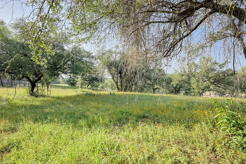 15 Waterwood Loop Mineral Wells TX 76067