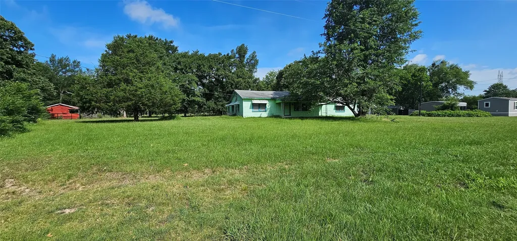 2473 Vz County Road 1806 Grand Saline TX 75140