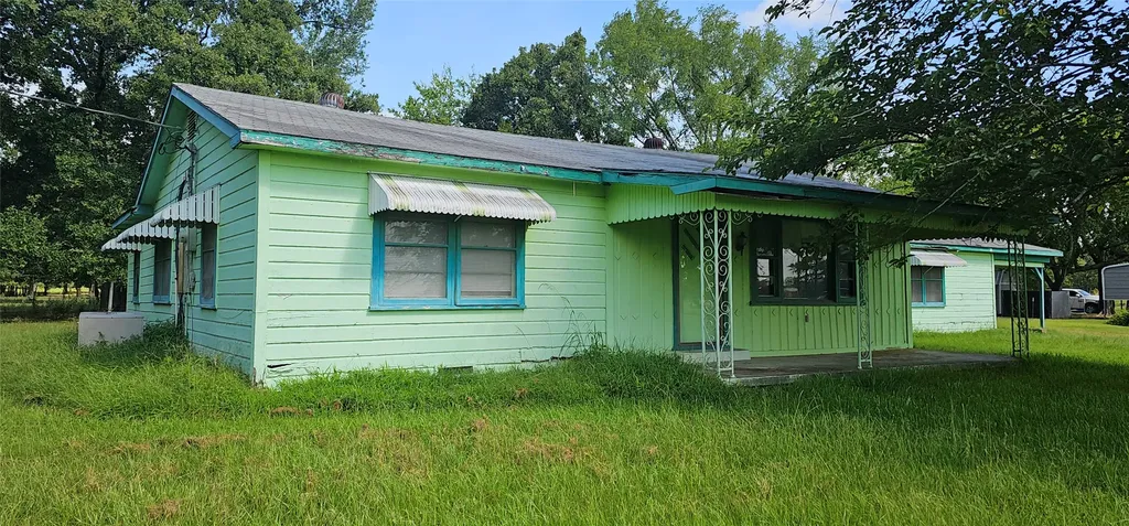 2473 Vz County Road 1806 Grand Saline TX 75140