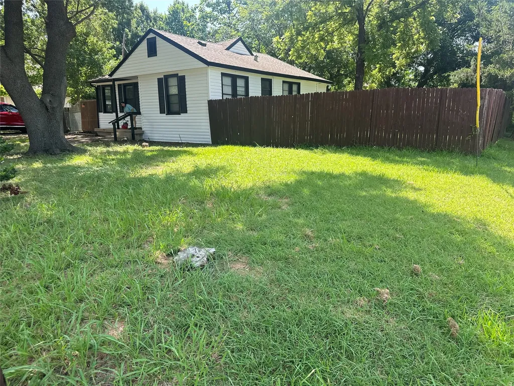 1602 Bruce Drive Garland TX 75043