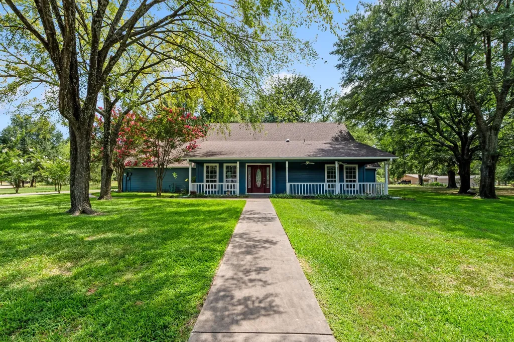 245 Shady Shores Drive Mabank TX 75156