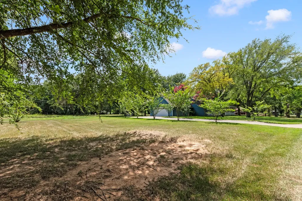 245 Shady Shores Drive Mabank TX 75156