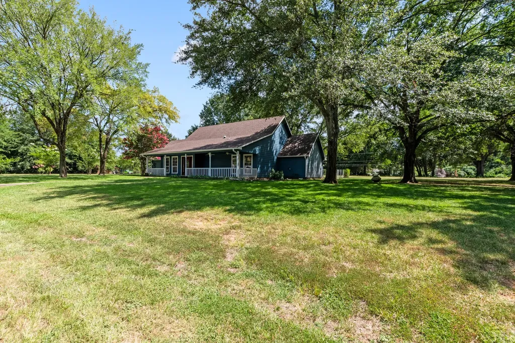 245 Shady Shores Drive Mabank TX 75156