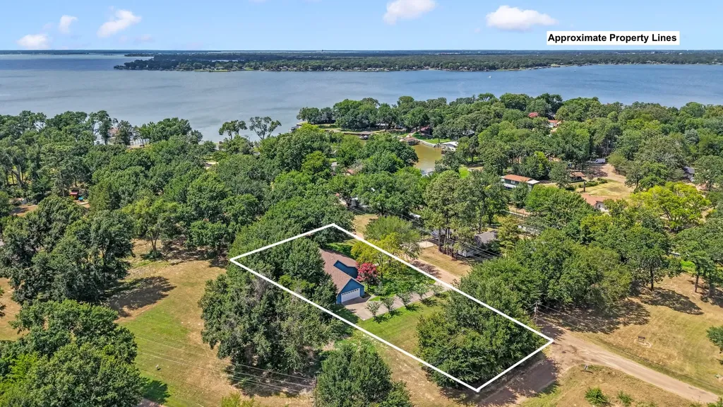 245 Shady Shores Drive Mabank TX 75156