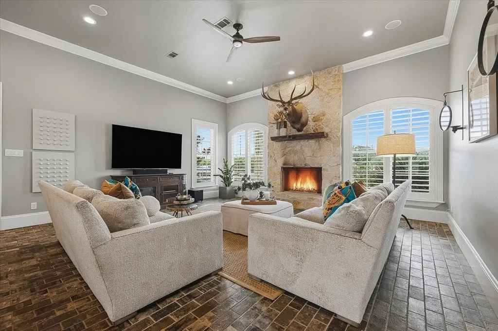 165 Dove Creek Road Argyle TX 76226