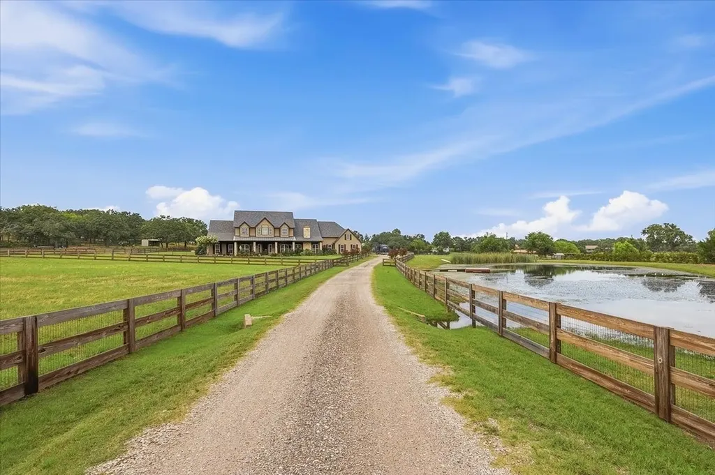 165 Dove Creek Road Argyle TX 76226