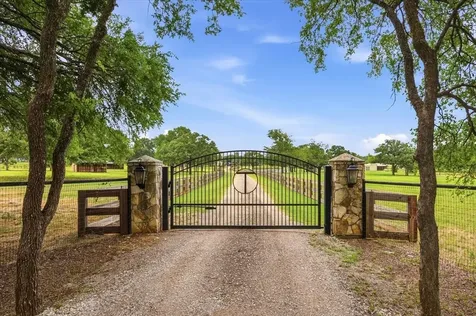 165 Dove Creek Road Argyle TX 76226