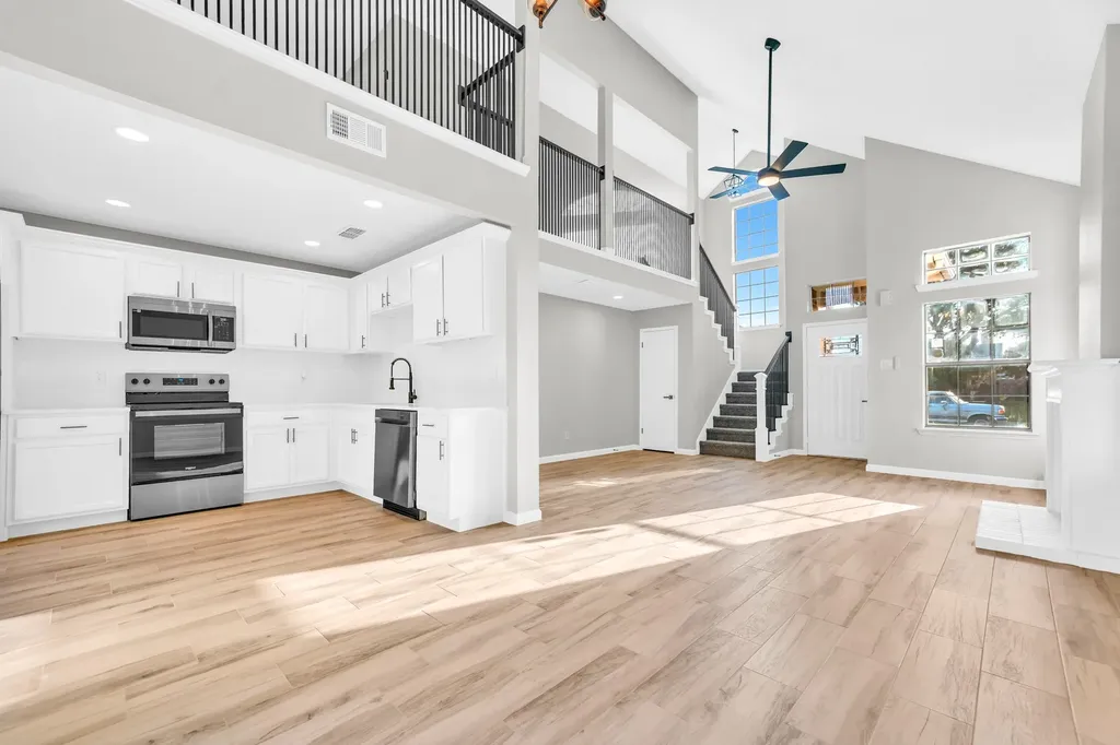613 Laurel Street Cedar Hill TX 75104