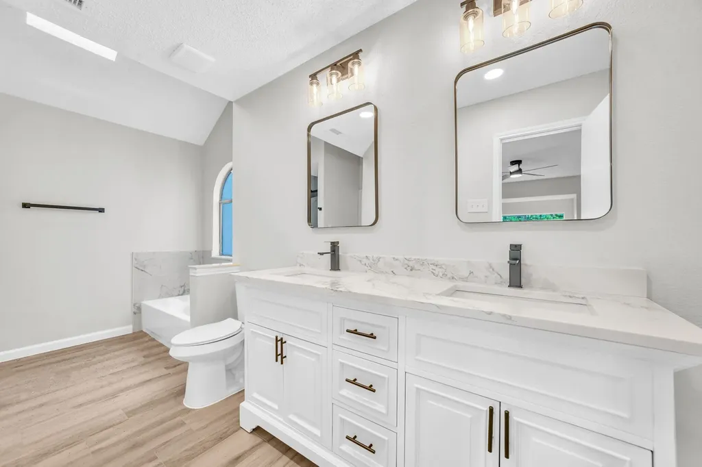 613 Laurel Street Cedar Hill TX 75104