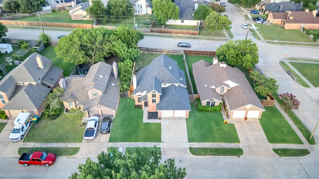 613 Laurel Street Cedar Hill TX 75104
