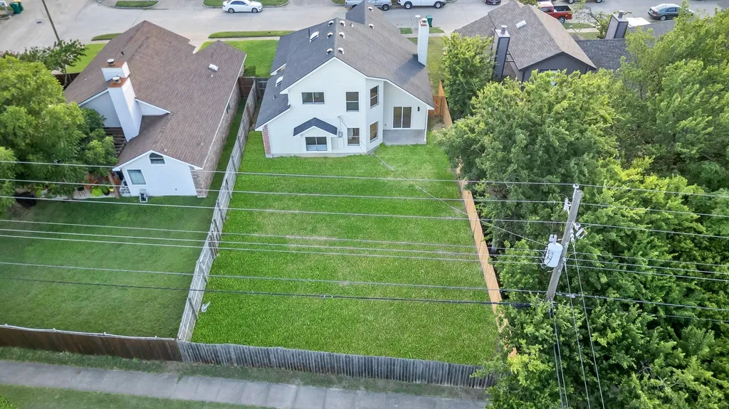 613 Laurel Street Cedar Hill TX 75104