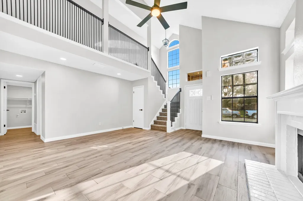613 Laurel Street Cedar Hill TX 75104