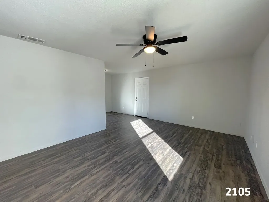 2101 Knoll Crest Drive Arlington TX 76014