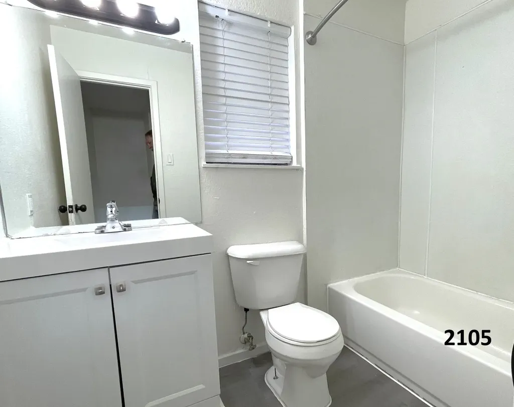2101 Knoll Crest Drive Arlington TX 76014