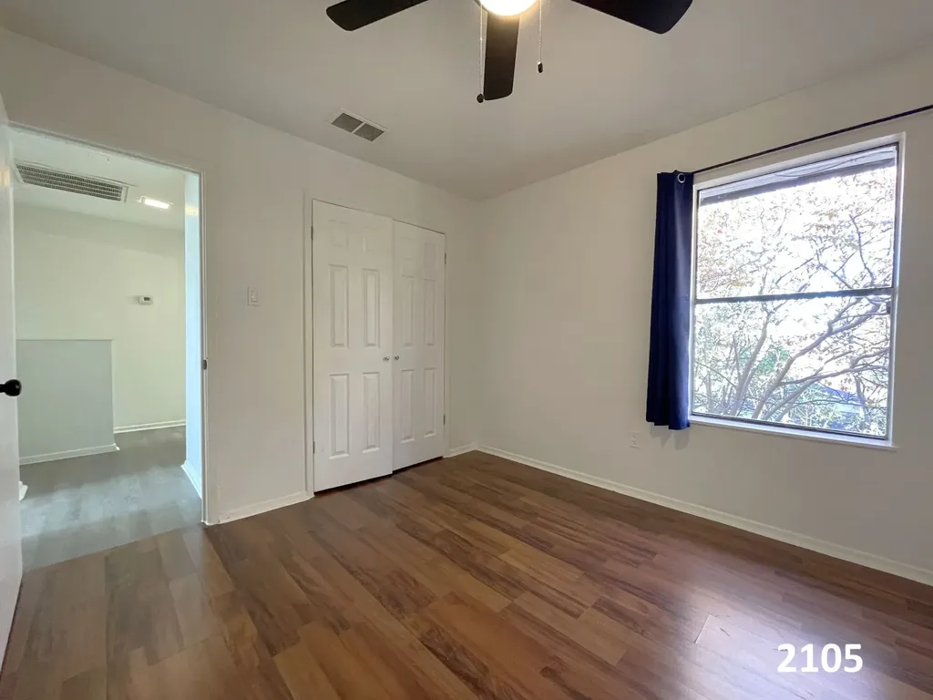 2101 Knoll Crest Drive Arlington TX 76014