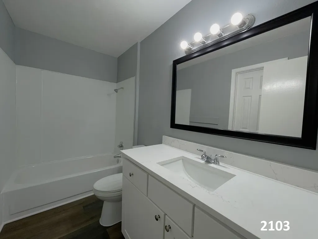 2101 Knoll Crest Drive Arlington TX 76014